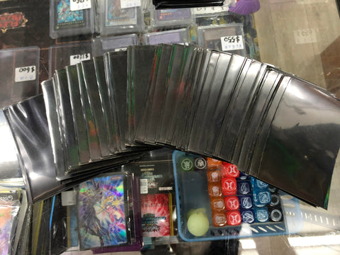 #卡牌遊戲, #卡牌, #遊戲王, #遊戲王卡, #遊戲王卡牌, #日文卡, #日版卡, #日版遊戲王卡, #YuGiOh日文, #Pokemon卡, #神奇寶貝卡, #寶可夢卡, #寶可夢卡牌, #海賊王卡牌, #數碼暴龍卡牌, #高達卡牌, #柯南卡牌, #龍珠卡牌, #碧藍航線卡牌, #符文戰爭卡牌, #魔法風雲會, #MTG卡, #桌遊, #動漫周邊, #動漫商品, #模型, #ActionFigure, #手辦, #公仔, #收藏品, #珍藏卡, #限量卡, #閃卡, #亮面卡, #金屬卡, #抽卡盒, #卡套, #卡冊, #卡盒, #保護套, #桌遊配件, #比賽卡牌, #集換式對戰卡牌, #比賽活動, #玩家社群, #玩家俱樂部, #遊戲店, #香港遊戲店, #HK遊戲, #香港卡牌, #香港桌遊, #卡牌教學, #遊戲教學, #策略遊戲, #遊戲配件, #收藏卡牌, #卡牌批發, #卡牌零售, #動漫卡, #動漫卡牌, #TCG產品, #日本卡牌, #美版卡牌, #卡牌活動, #實體店, #網上商店, #網店, #玩家聚會, #卡牌交流, #交換卡牌, #卡牌市場, #線上比賽, #實體比賽,
