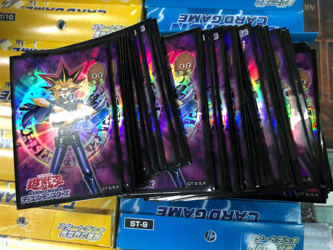#卡牌遊戲, #卡牌, #遊戲王, #遊戲王卡, #遊戲王卡牌, #日文卡, #日版卡, #日版遊戲王卡, #YuGiOh日文, #Pokemon卡, #神奇寶貝卡, #寶可夢卡, #寶可夢卡牌, #海賊王卡牌, #數碼暴龍卡牌, #高達卡牌, #柯南卡牌, #龍珠卡牌, #碧藍航線卡牌, #符文戰爭卡牌, #魔法風雲會, #MTG卡, #桌遊, #動漫周邊, #動漫商品, #模型, #ActionFigure, #手辦, #公仔, #收藏品, #珍藏卡, #限量卡, #閃卡, #亮面卡, #金屬卡, #抽卡盒, #卡套, #卡冊, #卡盒, #保護套, #桌遊配件, #比賽卡牌, #集換式對戰卡牌, #比賽活動, #玩家社群, #玩家俱樂部, #遊戲店, #香港遊戲店, #HK遊戲, #香港卡牌, #香港桌遊, #卡牌教學, #遊戲教學, #策略遊戲, #遊戲配件, #收藏卡牌, #卡牌批發, #卡牌零售, #動漫卡, #動漫卡牌, #TCG產品, #日本卡牌, #美版卡牌, #卡牌活動, #實體店, #網上商店, #網店, #玩家聚會, #卡牌交流, #交換卡牌, #卡牌市場, #線上比賽, #實體比賽,