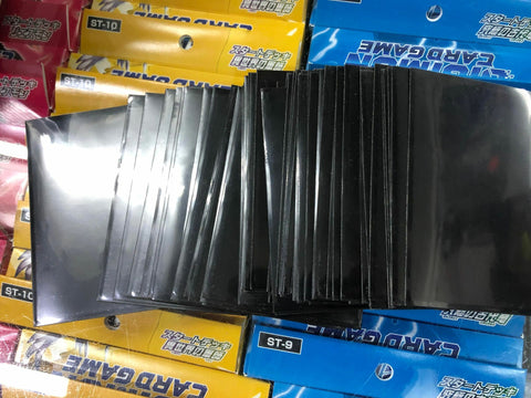 #卡牌遊戲, #卡牌, #遊戲王, #遊戲王卡, #遊戲王卡牌, #日文卡, #日版卡, #日版遊戲王卡, #YuGiOh日文, #Pokemon卡, #神奇寶貝卡, #寶可夢卡, #寶可夢卡牌, #海賊王卡牌, #數碼暴龍卡牌, #高達卡牌, #柯南卡牌, #龍珠卡牌, #碧藍航線卡牌, #符文戰爭卡牌, #魔法風雲會, #MTG卡, #桌遊, #動漫周邊, #動漫商品, #模型, #ActionFigure, #手辦, #公仔, #收藏品, #珍藏卡, #限量卡, #閃卡, #亮面卡, #金屬卡, #抽卡盒, #卡套, #卡冊, #卡盒, #保護套, #桌遊配件, #比賽卡牌, #集換式對戰卡牌, #比賽活動, #玩家社群, #玩家俱樂部, #遊戲店, #香港遊戲店, #HK遊戲, #香港卡牌, #香港桌遊, #卡牌教學, #遊戲教學, #策略遊戲, #遊戲配件, #收藏卡牌, #卡牌批發, #卡牌零售, #動漫卡, #動漫卡牌, #TCG產品, #日本卡牌, #美版卡牌, #卡牌活動, #實體店, #網上商店, #網店, #玩家聚會, #卡牌交流, #交換卡牌, #卡牌市場, #線上比賽, #實體比賽,